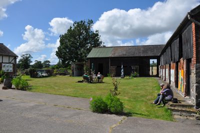 MWAC-large-free-off-road-parking-400x266