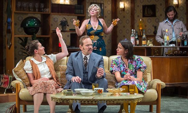 abigails-party-queens-theatre