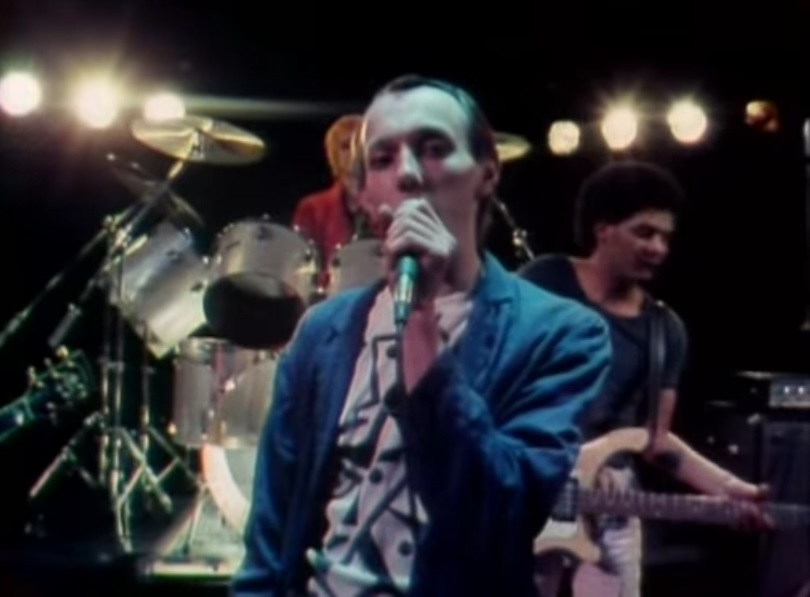 Howard-Devoto-Magazine-The-Light-Pours-Out-Of-Me-1978